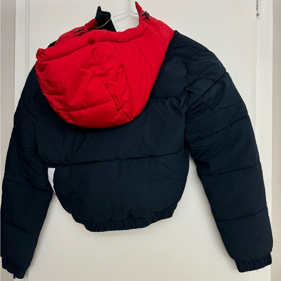 Tommy Hilfiger Puffer Jacket with hoodie - Picture 3 of 3